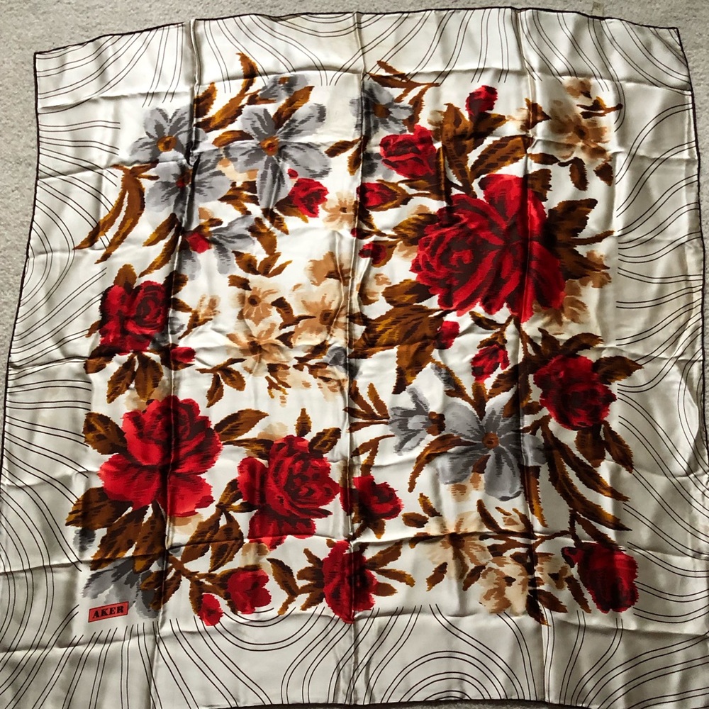 100% Silk scarf Aker brand - Picture 2 of 3